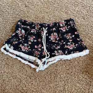 Black floral printed flowy shorts
